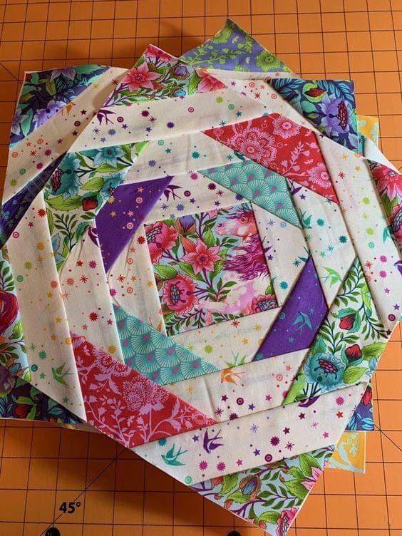 Pineapple Day Quilt – Free Pattern